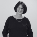 Das Bild zeigt Frauke Lorenzen im Profil. Sie ist Vorstandsmitglied der Denkfabrik Hochschule und auch der über uns-Seite zu sehen.